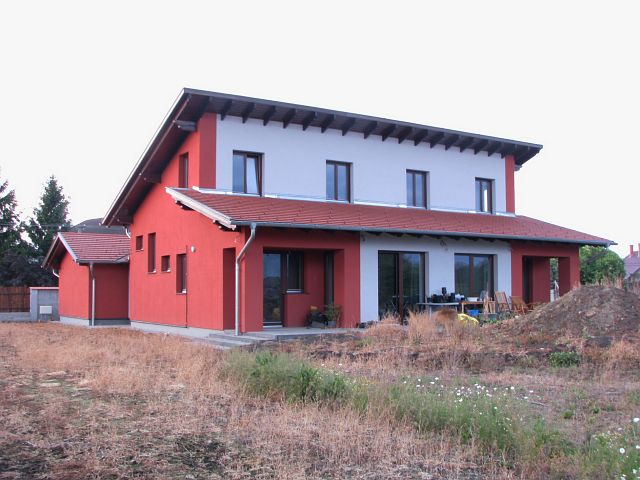 Abony - FSZT+TTÉR, 250 m2 - Félnyeregtetős ház