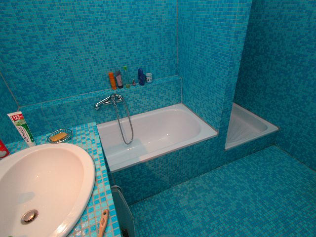 Budapest XII., Bartha utca - 79 m2, 1 + 3 félszoba - Mozaikkal burkolt fürdőszoba, mint ha a tenger alatt lennénk